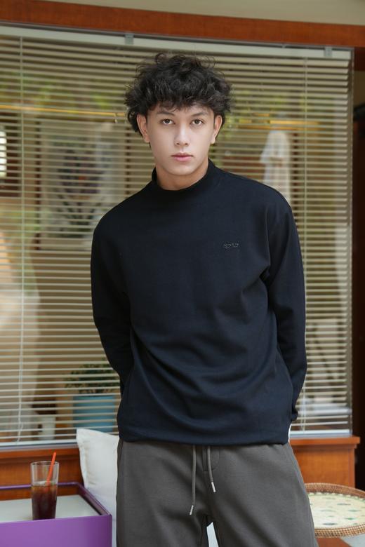 E541411148纯色中领长袖T恤 商品图2