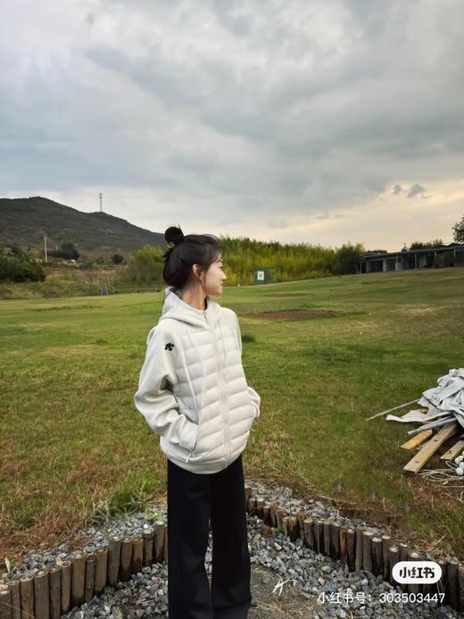 D桑特轻薄拼接连帽情侣羽绒服外套 商品图2