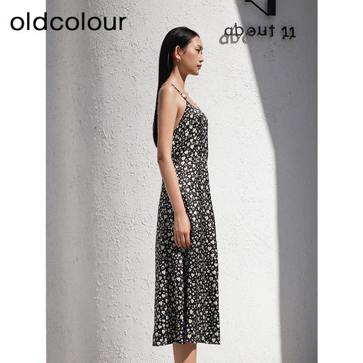 oldcolour夏季新款气质减龄中长款碎花吊带连衣裙女GP31104003 商品图1