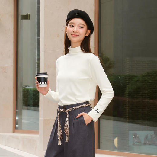 刺绣蝴蝶结半高领打底衫-纪念日百货门店同款167098741 商品图0