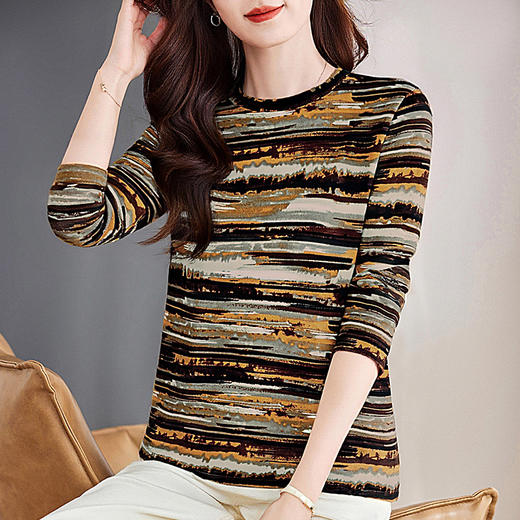 大码圆领长袖T恤女内搭打底衫2026秋冬新款宽松遮肉显瘦上衣洋气 商品图4