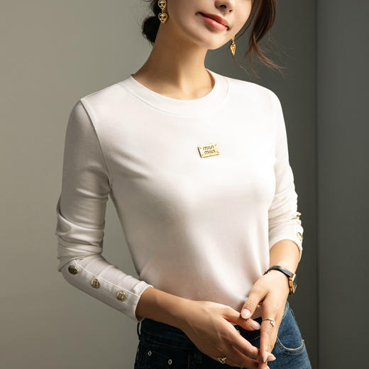 「自j」全新升级【铂金会员119/天猫159/差价40】(93400)洛诗琳新款百搭圆领长袖打底衫2025秋冬高级感时髦打底上衣 商品图2