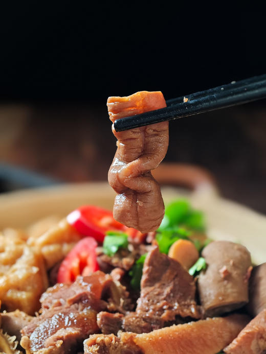 牛腩 /牛杂煲  活动双十一买2盒送一盒鱼腐 商品图1