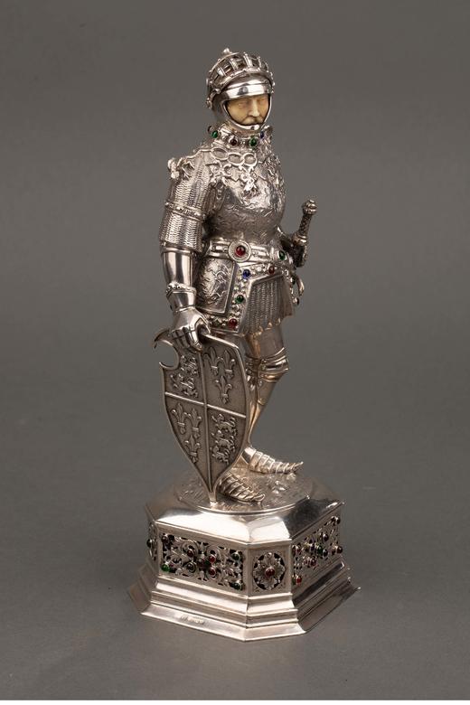 独角鹿西洋古董 1924年德国制造英国Israel Segalov工坊出品中世纪重装骑士造型纯银精雕嵌半宝石人物摆件一对 商品图3