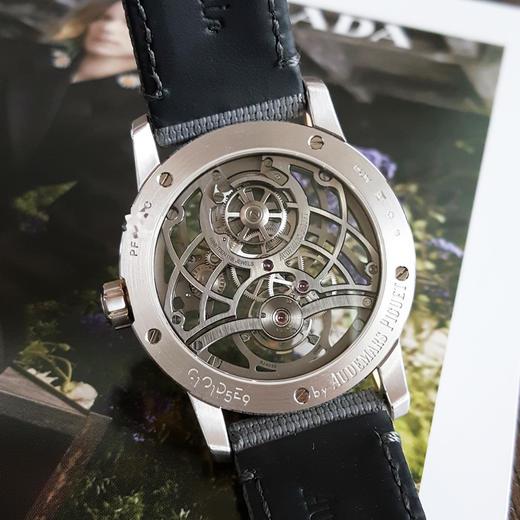 【95新】Audemars Piguet 爱彼26600CR.OO.D009KB.01手动机械机芯陀飞轮CODE 11.59系列41MM（男款）18K白金/18K玫瑰金211025NJT25 商品图6