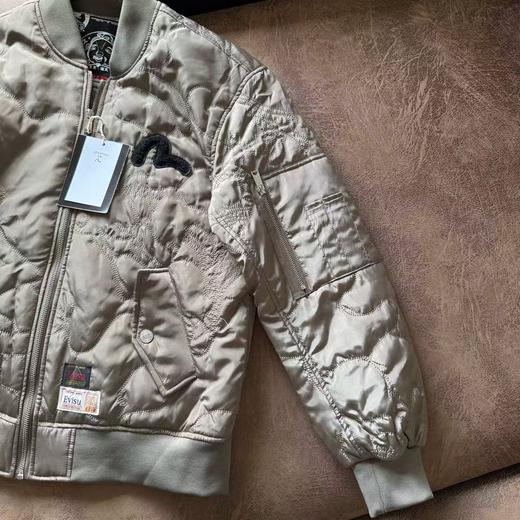 D110418男士迷彩绗缝飞行员外套棉服刺绣佛头海鸥 商品图8