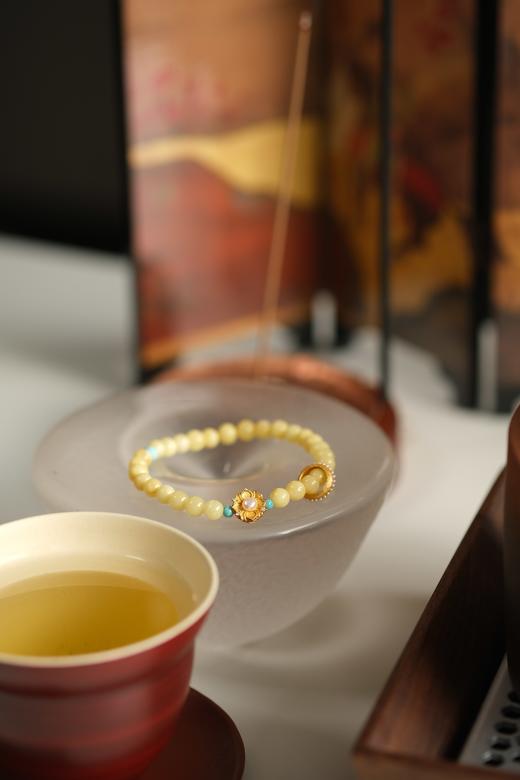 特价福利独家设计 天然无矿点俄料老矿蜜蜡 白花蜡手串 卡5+ 商品图2