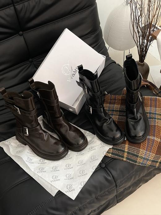 【✨🇰🇷𝐕𝐕&𝐌𝐑真皮皮带扣侧拉链骑士靴】 🖤英伦风皮靴，百搭不挑人 🌟 爆款预警！这双复古机车靴也太太太好看了 🔥炸裂好看 商品图0