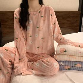 2025秋冬款水蜜桃印花珊瑚绒睡衣睡裤暖暖套装卡通甜美家居服女