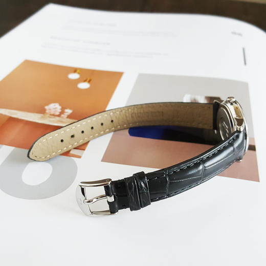 【95新】OMEGA 欧米茄	
424.13.27.60.52.002石英机芯碟飞系列27MM（女款）精钢161025NJS07 商品图6