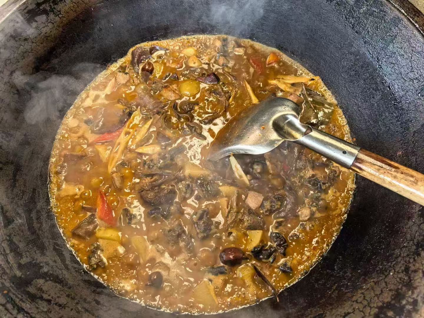 少娥谷生态柴火鸡