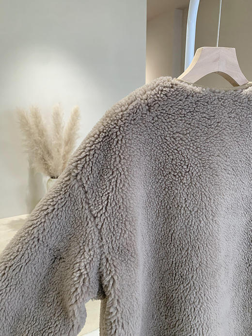 【高品质私服】【IC骆驼绒羊毛剪绒棉棉服】手感细腻 柔软蓬松 独特的两面穿设计，不仅是颜值担当N1128-CC【无标出货 介意慎拍】 商品图10