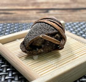 广东新会三宝扎 陈皮的果香 橄榄的清香 禾秆草的糯香交织在一起 相得益彰 