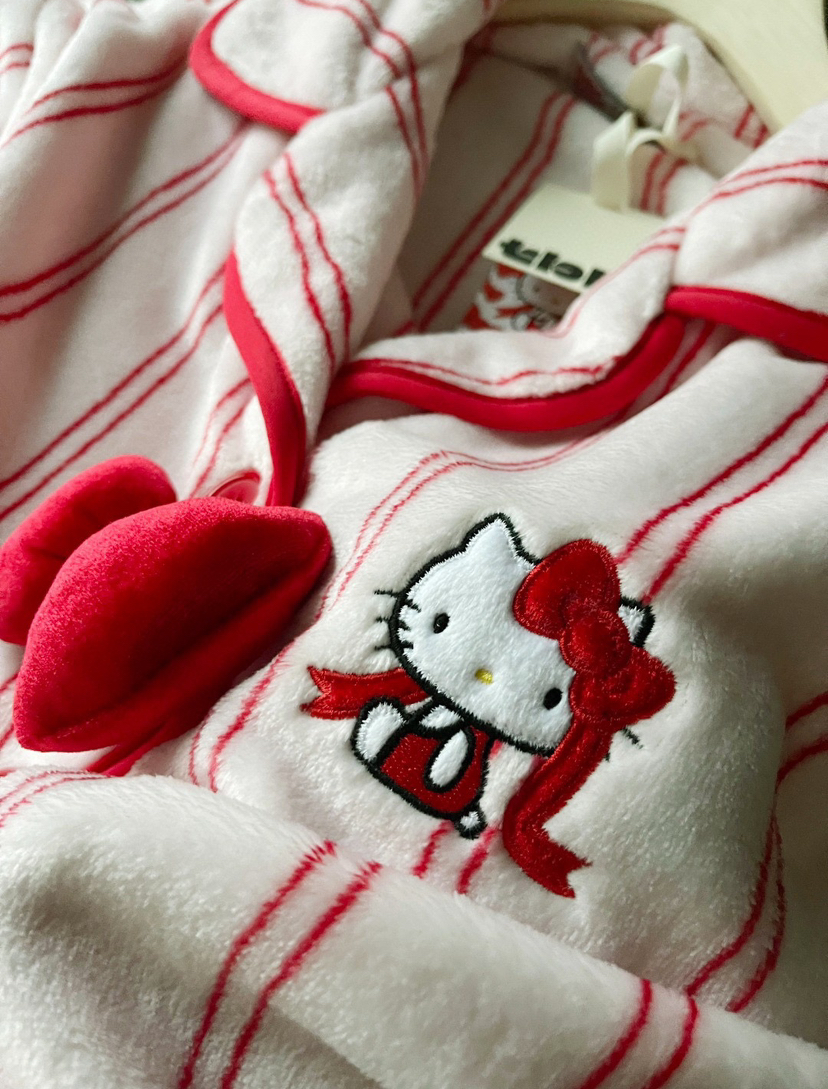 野兽派HelloKitty珊瑚绒家居服睡衣1029