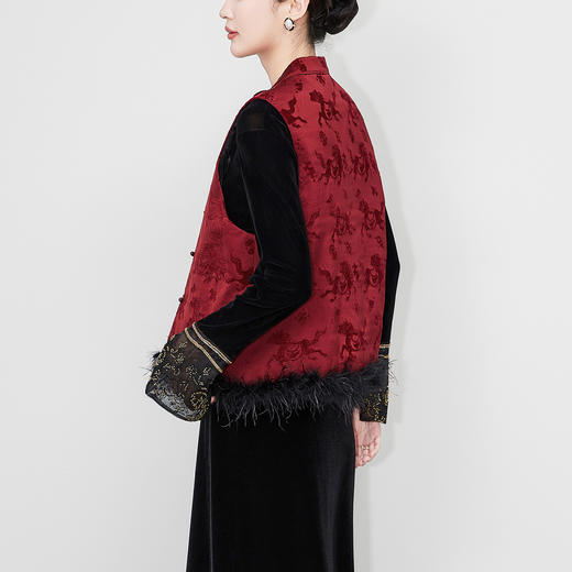 「高货wl」全新升级【铂金会员395/天猫529/差价134】(95420)洛诗琳新中式夹棉马甲2025秋冬国风鸵鸟毛无袖棉服外套女 商品图1