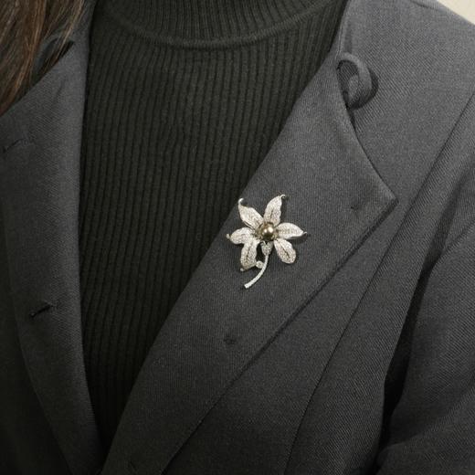 【辉姐严选】大溪地珍珠胸针丨天然海水珍珠约8-9mm  带盒发货 （如需定制可联系客服） 商品图6