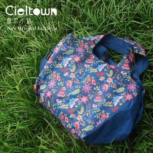 4楼Eubelle欧蓓 Cieltown/夏尔小镇联名防水多功能魔法包 健身旅行包 吊牌价：99元 活动价：89元 商品图1