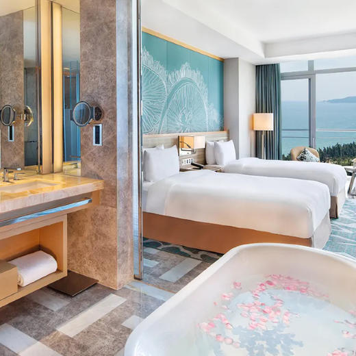 【春季大促】三亚亚特兰蒂斯酒店，三亚亲子度假胜地，一段全家难忘的海洋奇幻之旅，水世界水族馆畅玩 商品图3