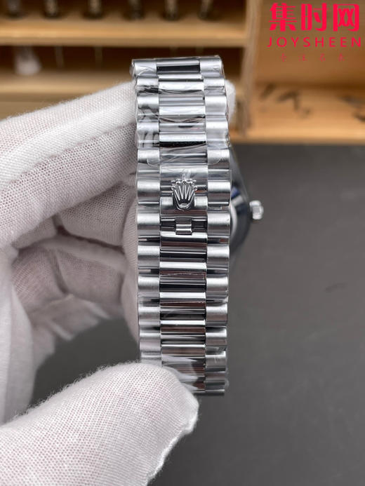 QF配重版 重量180克+ 冰蓝DD 劳力士星期日历型系列 日志40mm 商品图7