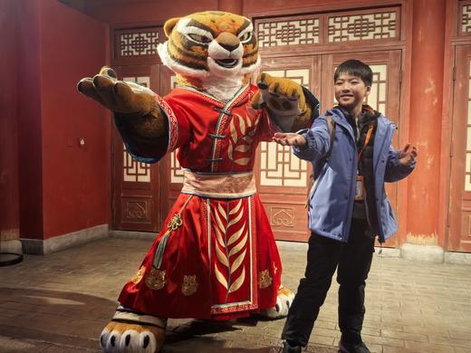 超爽！住环球影城酒店，VIP特权畅玩！【爱上北京-环球版】读故宫天坛、进清/北、游长城颐和园，1.5日畅玩环球，白+黑双倍童话体验，酒店长廊直达，3分钟入园，避开万人安检长龙，拿捏VIP通关密钥！ 商品图12