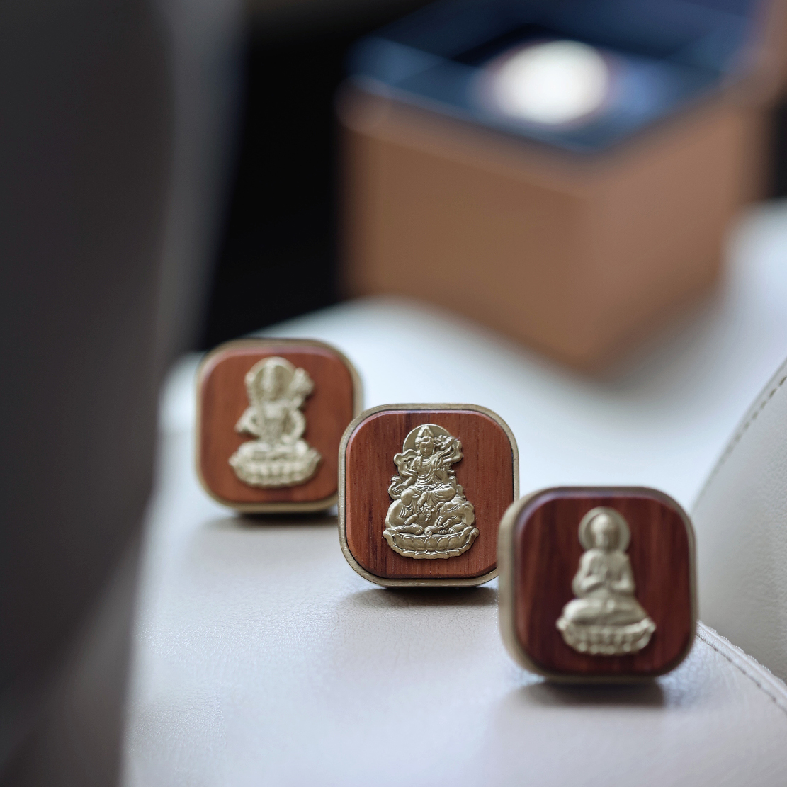 新款八大守护车载香薰 | 万物叁仟