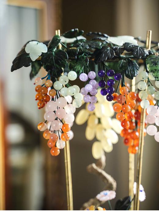 【已售】独角鹿西洋古董 20世纪中国创汇时期出品宝相花纹景泰蓝盆装饰「缠藤葡萄」珍宝像生盆景 商品图1