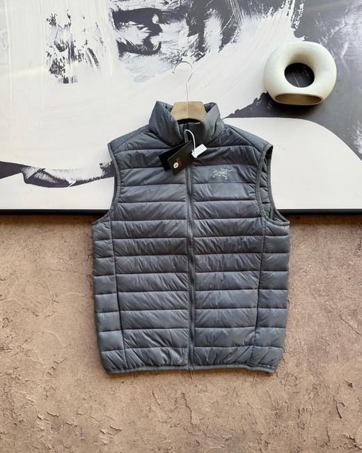 D110436冬季胸前印染LOGO羽绒立领情侣马甲轻薄款 商品图4