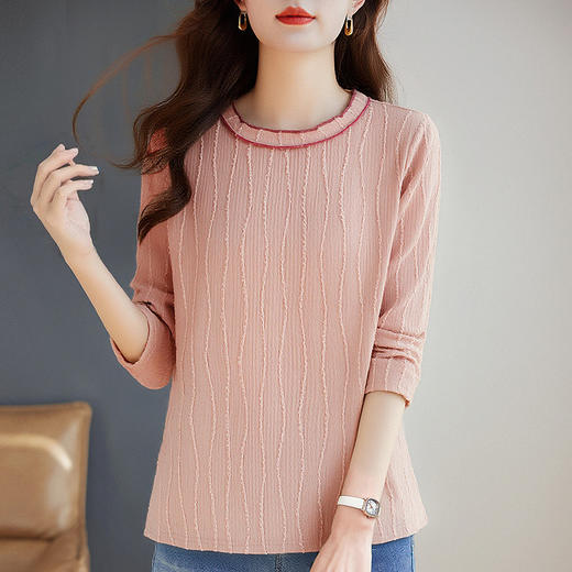 休闲圆领长袖t恤女秋季新款大码宽松显瘦遮肉粉色上衣外穿打底衫 商品图2