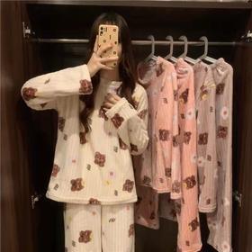 秋冬新款小熊印花珊瑚绒睡衣暖暖套装女外穿宽松家居服长袖两件套