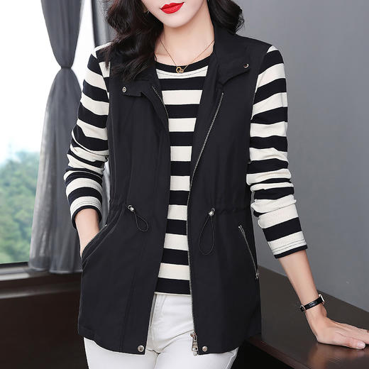 大码女士马甲春秋外搭2026新款薄款坎肩背心女款时髦马夹外穿洋气 商品图3