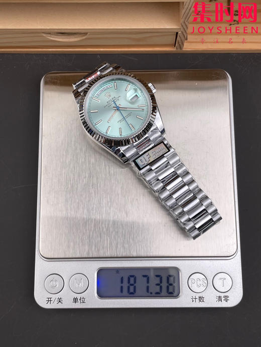 QF配重版 重量180克+ 冰蓝DD 劳力士星期日历型系列 日志40mm 商品图9
