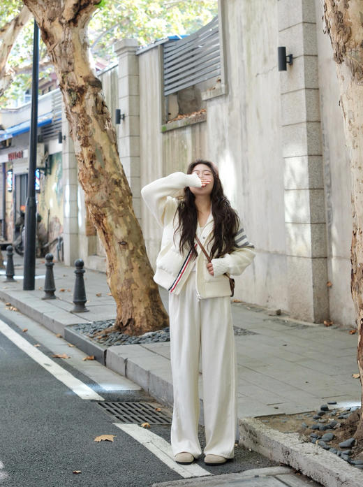 THOM BROWNE 翻领针织袖羽绒服（SS） 商品图1