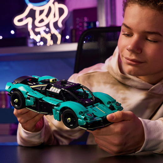 5702017816319  乐高Lego  积木42208阿斯顿马丁车模型儿童益智玩具9岁以上收藏送礼 商品图3