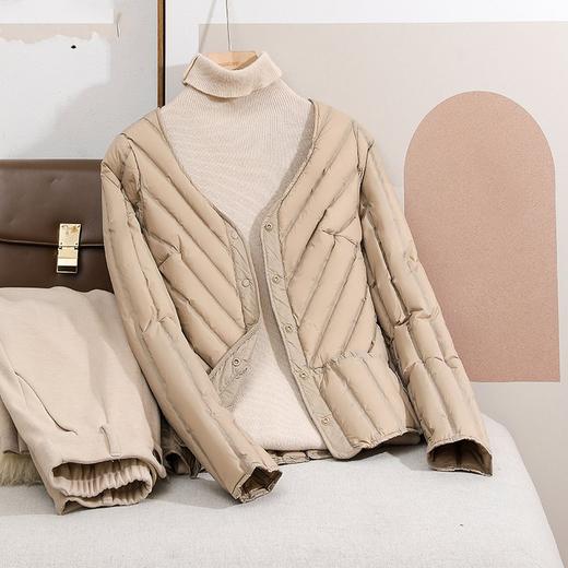 丁摩90绒羽绒服女士短款轻薄内胆圆领V领休闲夹克外套AL2236 商品图1