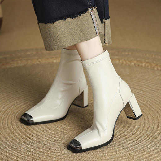 【预售5天】欧美风金属方头时尚短靴女复古简约后拉链粗跟时装瘦瘦马丁靴HCYYHD&6323 商品图2