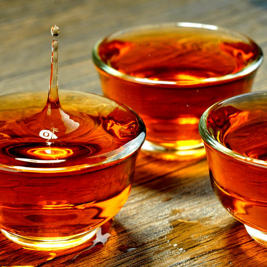 仅余几罐【班章熟茶龙珠】2013年勐海茶区班章拼配而成，甘醇香滑汤感厚实丰盈，500克/罐 商品图7