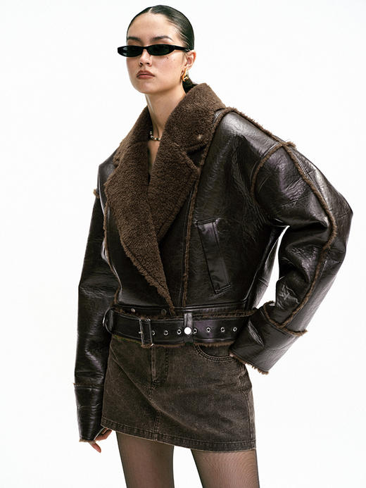 TR她热 摇滚主唱 棕色油蜡皮廓形复古翻领皮毛一体外套皮夹克 商品图4