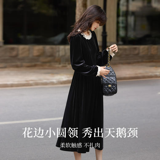 【11/5新品】熙世界巨好看的赫本风连衣裙女高级感法式黑丝绒长裙2025秋冬新款 商品图1