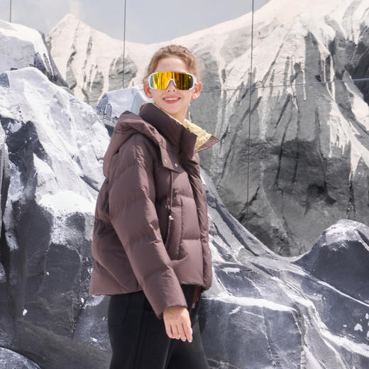 半身缘女装 冬季时尚撞色连帽防风保暖短款羽绒服254113U01740118 商品图3