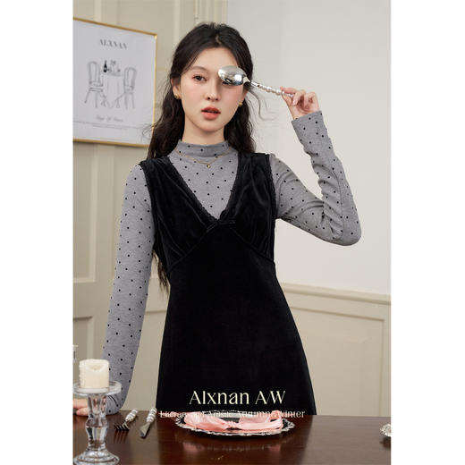 鹿向南「夜幕低垂」背心连衣裙百搭针织衫女2025新款冬款保暖套装 商品图1