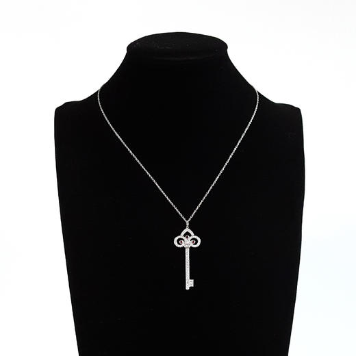 【95新】Tiffany & Co.蒂芙尼大号铂金满钻镶红宝石鸢尾花Fleur de Lis钥匙项链链长约46cm、吊坠长约4.85cm女士261025TJ05 商品图6