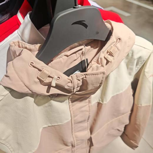 安踏女士厚防风运动夹克162446606N-4 商品图2