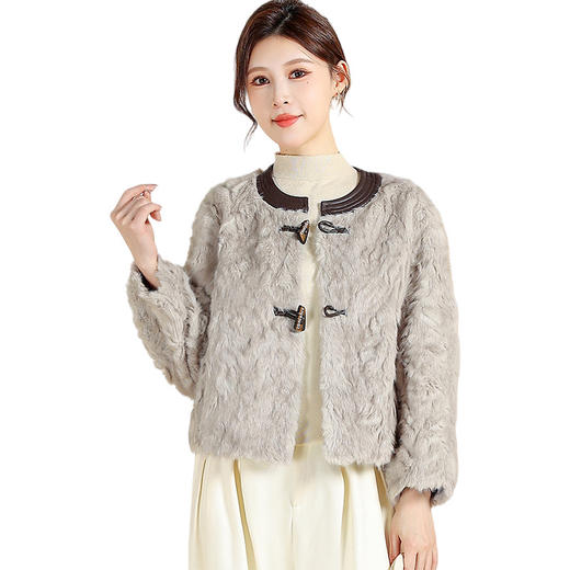仿貂毛外套短款小个子小香风，气质优雅女装厚款皮毛上衣CC-YIYI-JK25B22-Y 商品图4