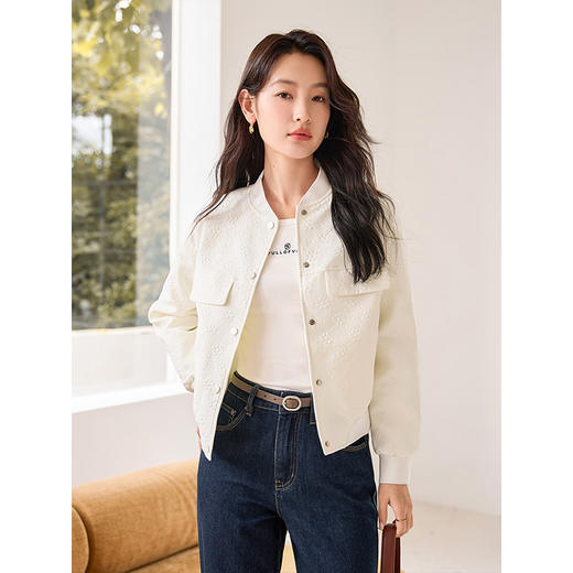 【年货节】熙世界白色休闲立领棒球服外套女2025秋装新款宽松小个子短款上衣 商品图2