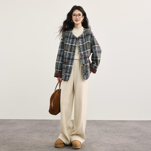 【周末秒杀】熙世界小香风格纹圈圈绒毛呢外套女短款夹棉呢子大衣2025冬装新款 商品图2