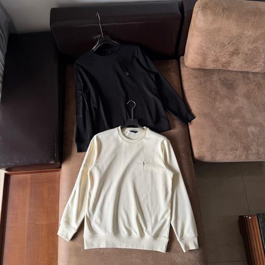 D110416男士圆领卫衣纯色简约刺绣套头休闲上衣 商品图0