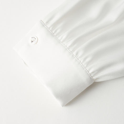 【商场同款】诗凡黎法式优雅飘带衬衫25秋新款缎面上衣3G9121351 商品图4