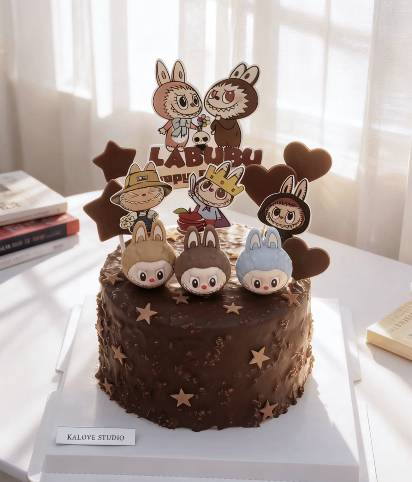 巧克力脆皮拉布布labubu生日蛋糕