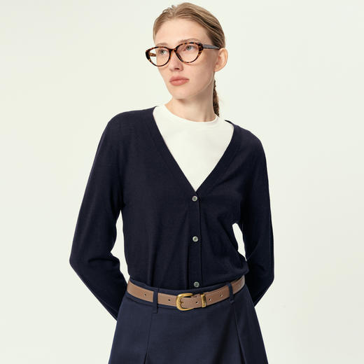 【特惠不退货】伊芙丽女士V领舒适毛衣/针织衫1FA232471 商品图0