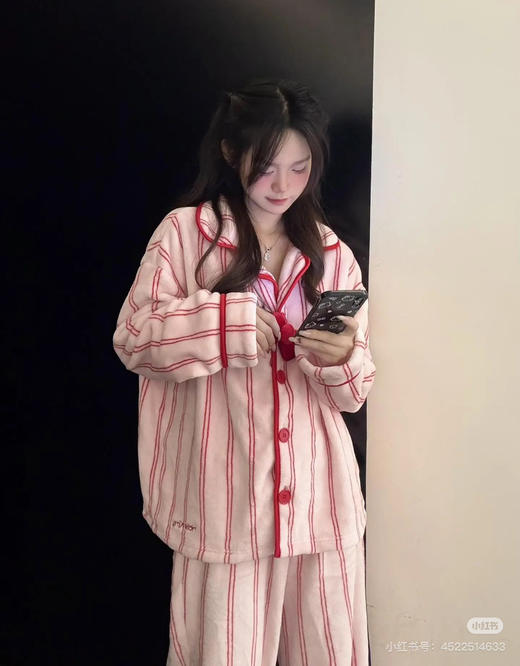 野兽派HelloKitty珊瑚绒家居服睡衣1029 商品图7